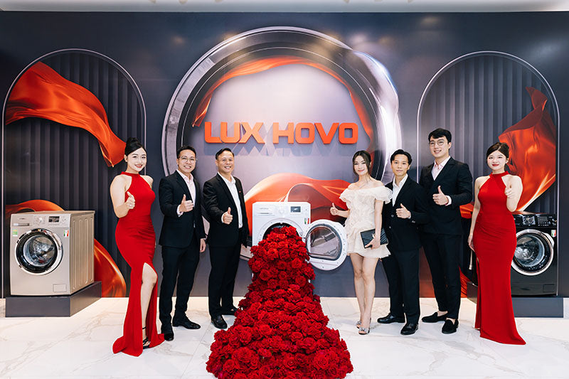 Khai trương showroom Rita Võ Homepro Quận 8 và ra mắt thương hiệu Lux Hovo