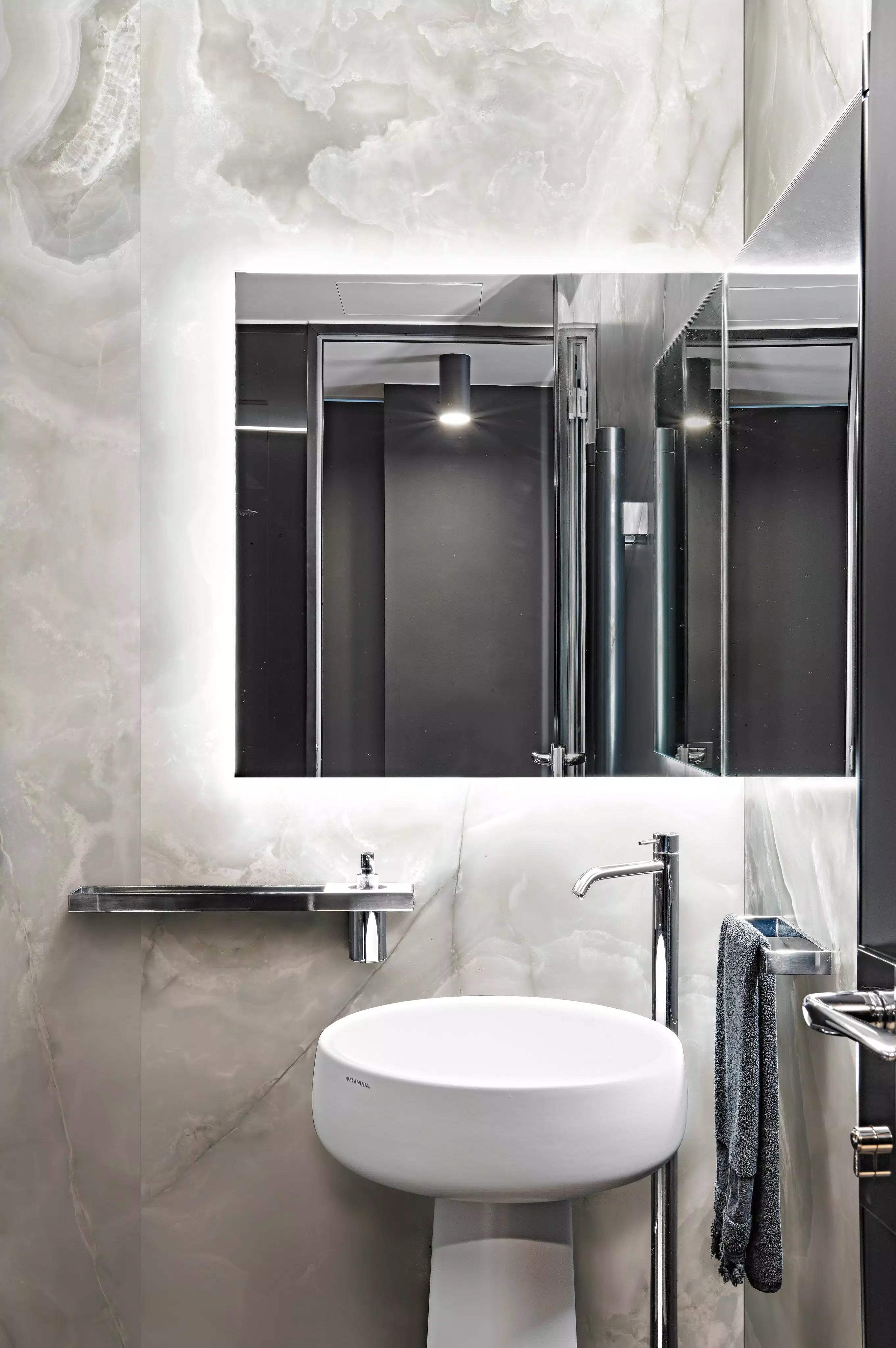 Florim Onyx&amp;More White Onyx Tiles